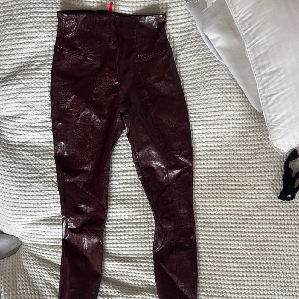 High-Waist Faux Leather Leggings - Burgundy
